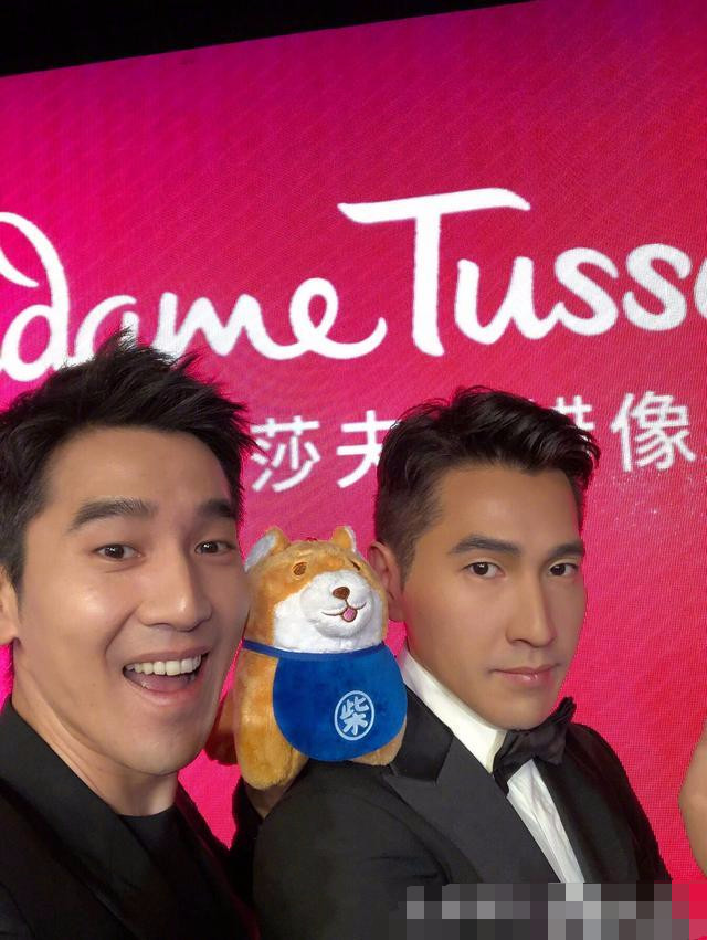 杜莎夫人蜡像李宇春,蜡像很丑的明星