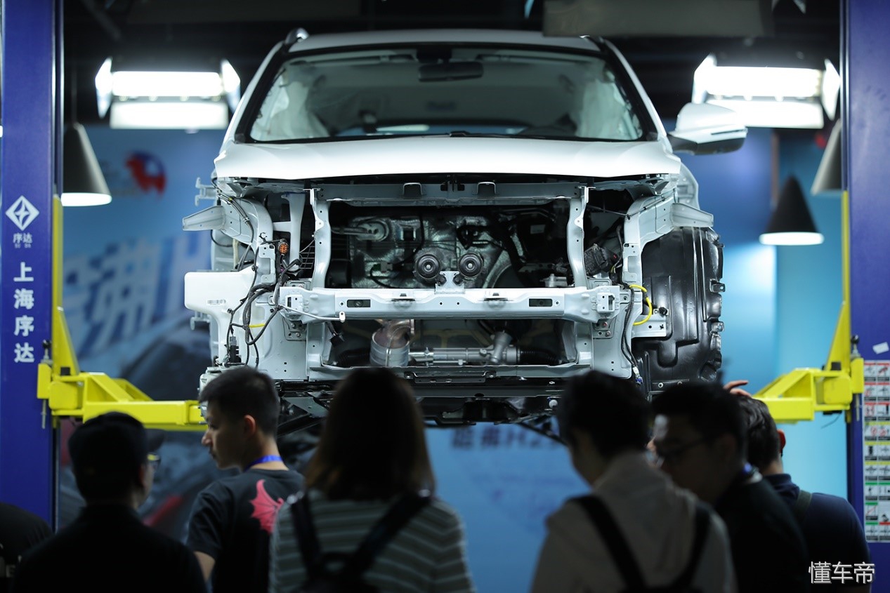 国产哈弗h2紧凑型suv安全测试,国产小型suv销冠车型哈弗h2