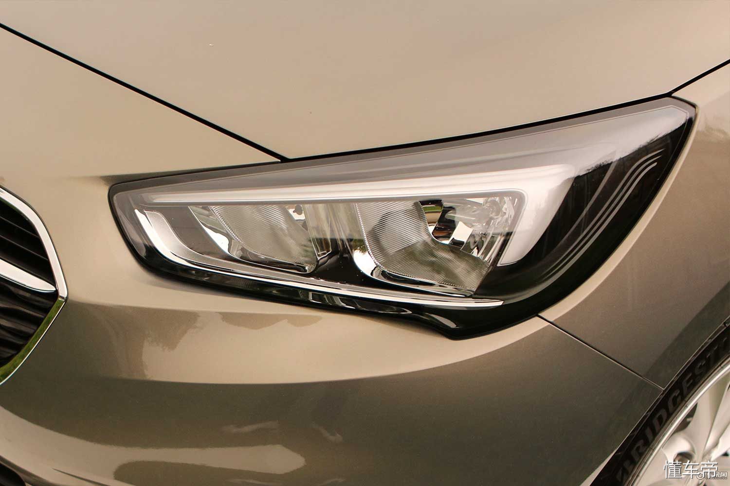 1.3l三缸别克凯越试车,别克凯越外观老款改新款