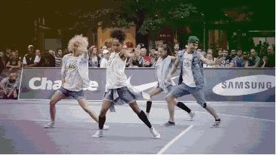 11个看点炫花眼丨国手领衔女篮不让须眉，成都“兄弟伙”要雄起！