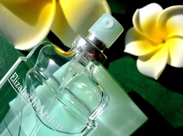 夏天用香水让你更加有魅力,这个夏天用的清爽香水