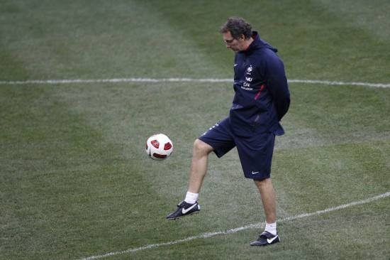 颠球技术要点,颠球不进步怎么办