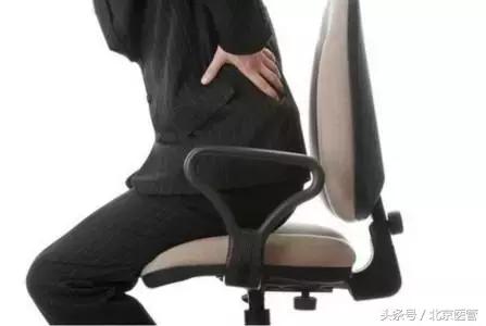 腰痛专家教你怎样护腰,腰疼自查方法图解