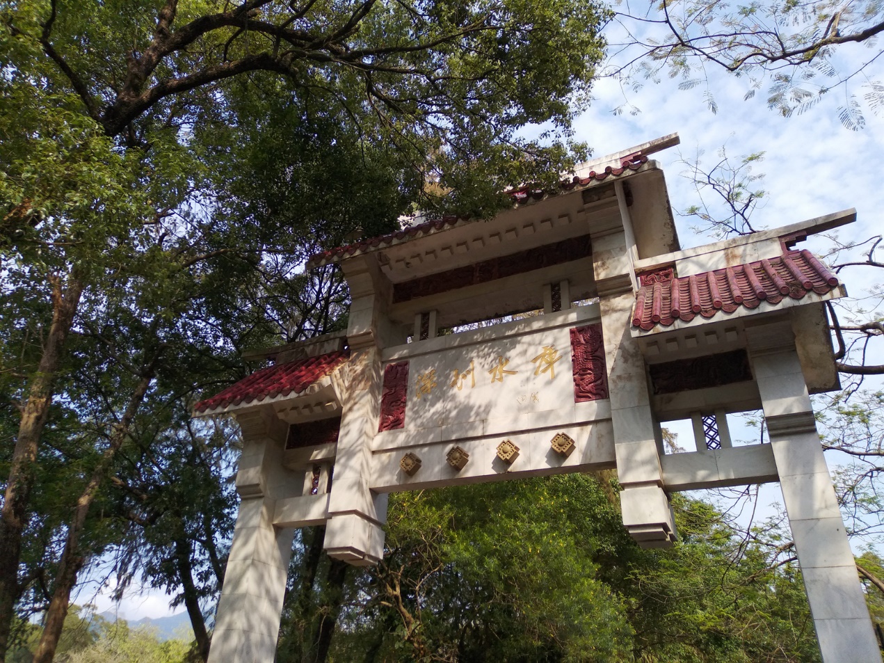 坚果3发布会刘海屏视频,坚果3现在值得买吗