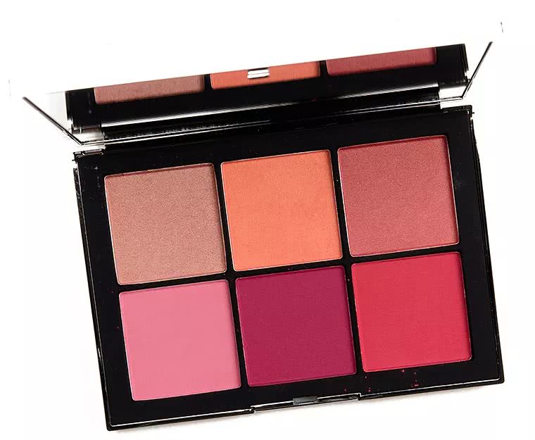 这个牌子出什么都火到断货,女生必须入一个