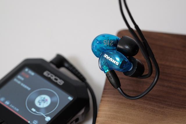 舒尔se215沙沙沙声音,舒尔se215新款老款评测
