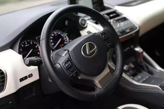 18款雷克萨斯nx300锋行版值得买么,2018雷克萨斯nx300试驾