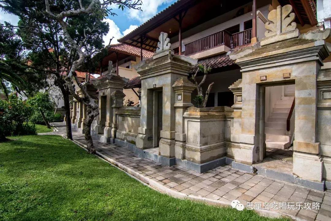 巴厘岛300块钱的酒店,300块住三亚海景房