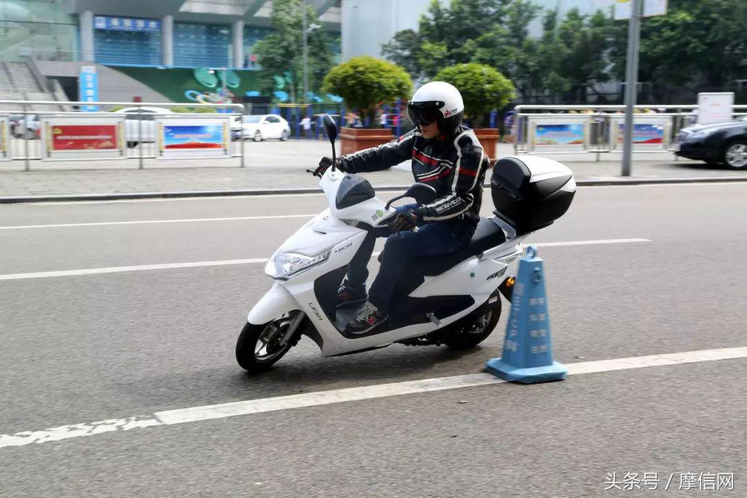 力帆花韵125踏板摩托车,力帆125踏板花韵评测