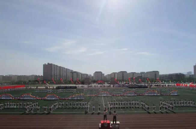 乌拉特前旗第五小学运动会,内蒙古乌拉特前旗小学田径运动会