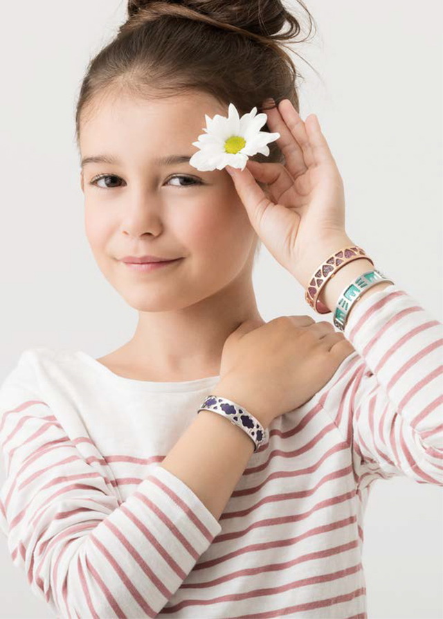 马克龙夫人香奈儿,梅根马克尔婚礼戴的珠宝