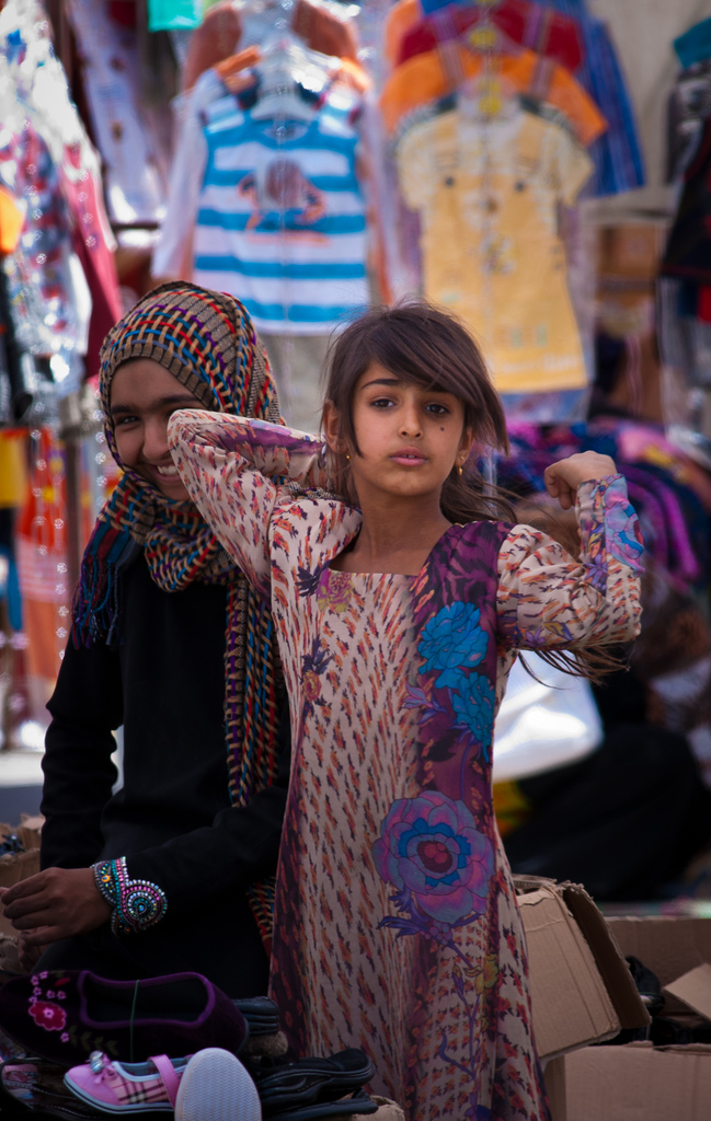 阿联酋穷酋长,阿联酋有哪七个酋长国哪个最穷