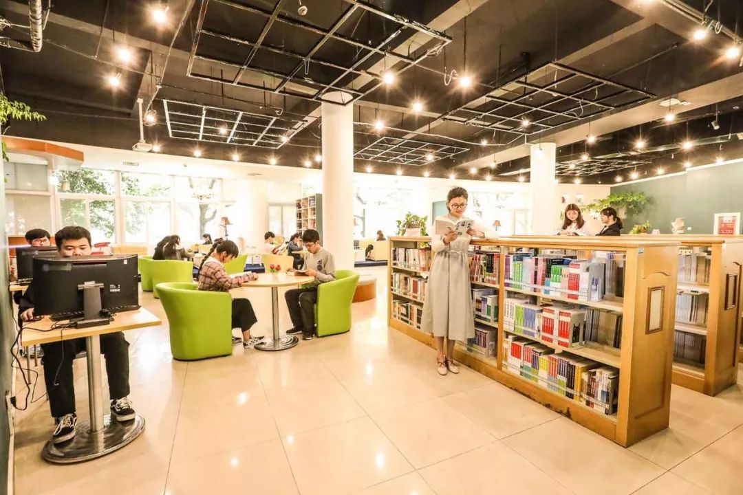 藏在松江叶榭镇里的这所大学，实力越来越厉害了！