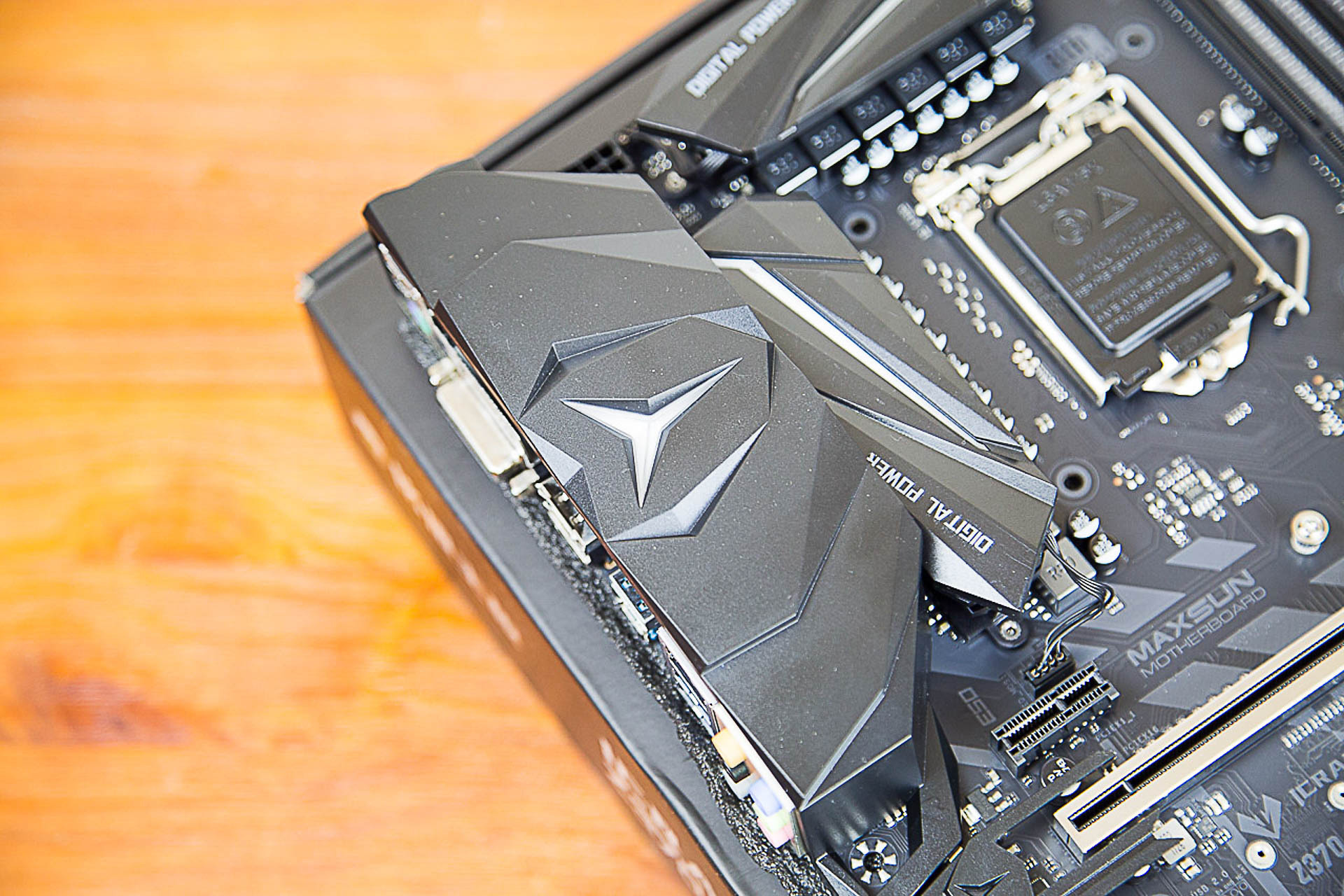 8700k5ghz,8700k超5g电压多少合适