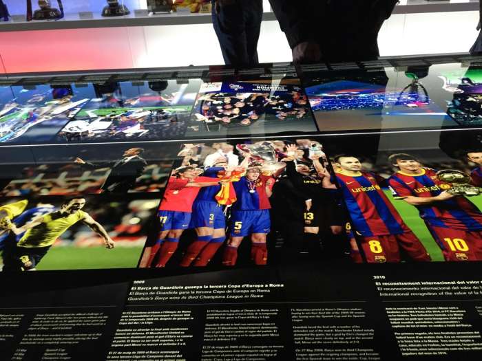 巴萨主场诺坎普是城市名吗,巴萨主场诺坎普颠球