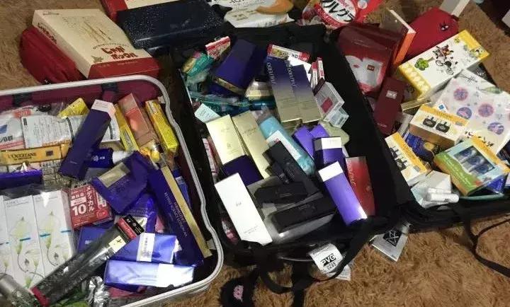 揭秘几十块钱护肤品套盒,揭秘几十块的护肤品