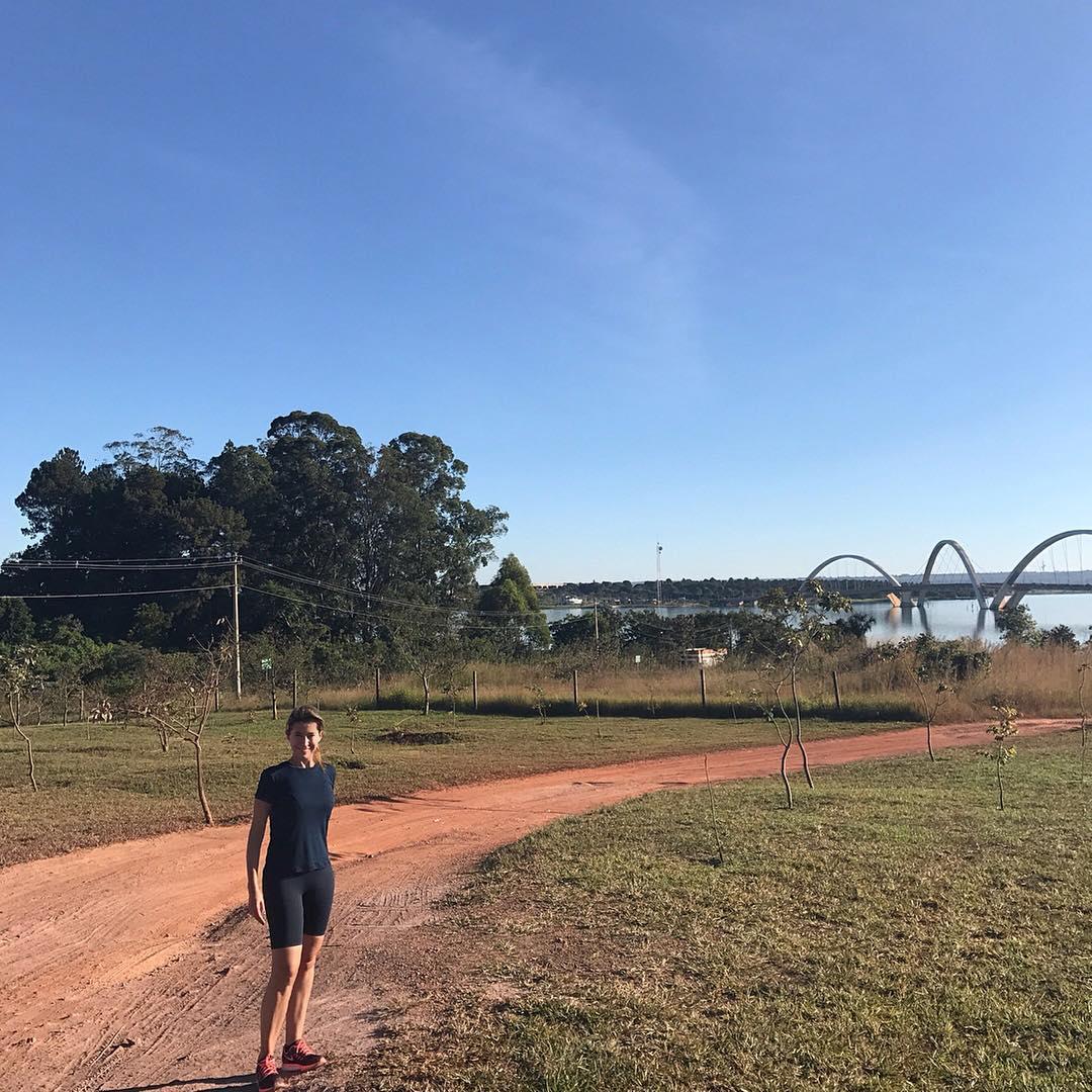 跑步跑吐了喝什么,跑步跑吐了丢人怎么办