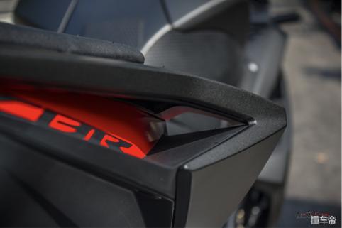 本田cbr250rr四缸水冷跑车,本田cbr250rr是街跑吗