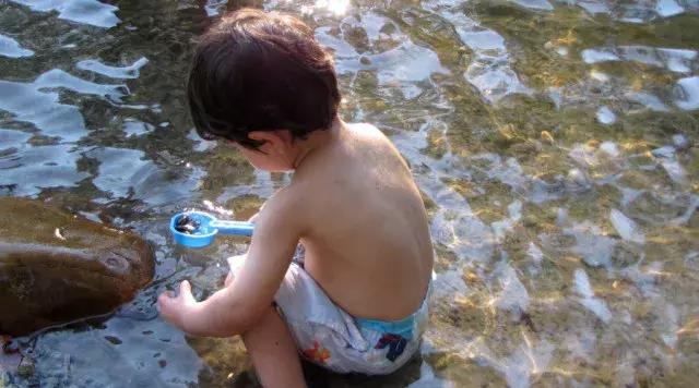 孩子摔到头部啥情况及时就医,宝宝摔到头部怎么判断有没有事