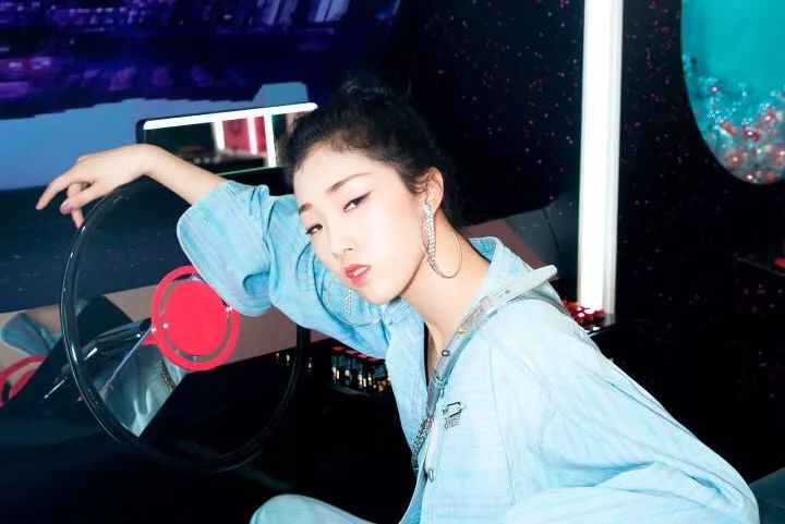 101小姐姐妆容,101小姐姐