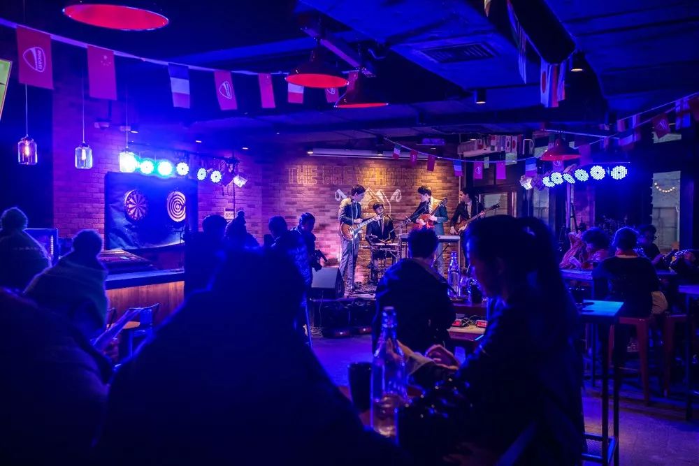 一个夏天都不用电风扇的地方,一个夏天没关空调