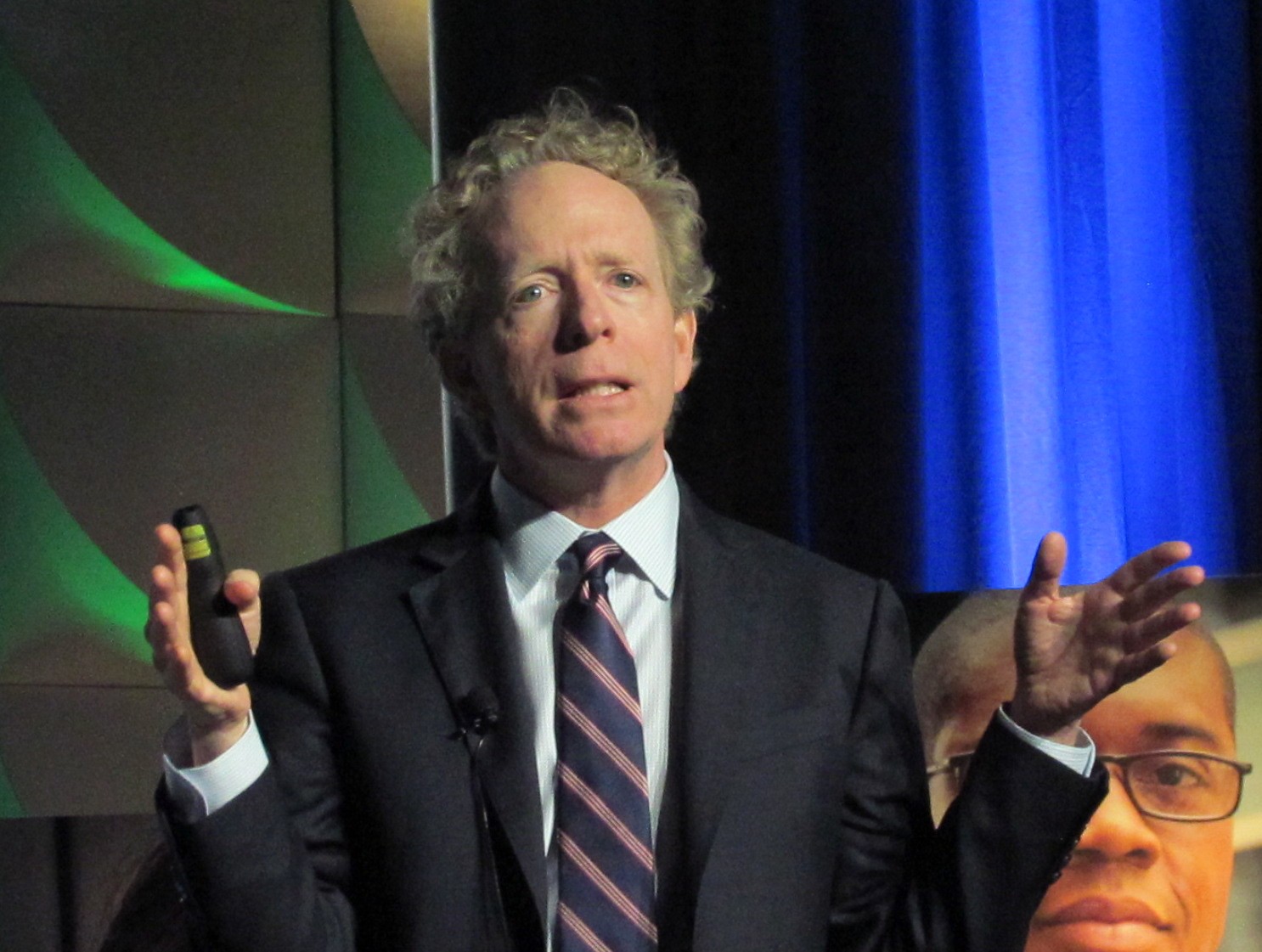 星巴克全美店关闭了吗,星巴克全美店停业了吗