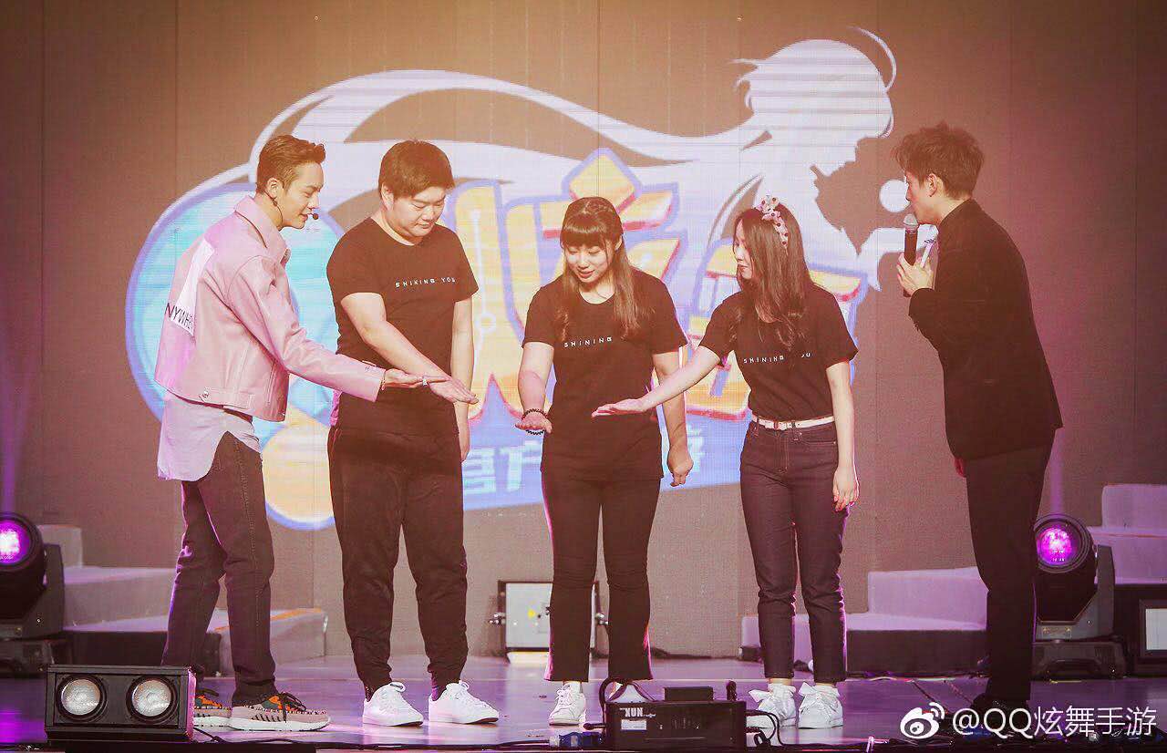 发布会陈伟霆跳舞,炫舞十周年盛典