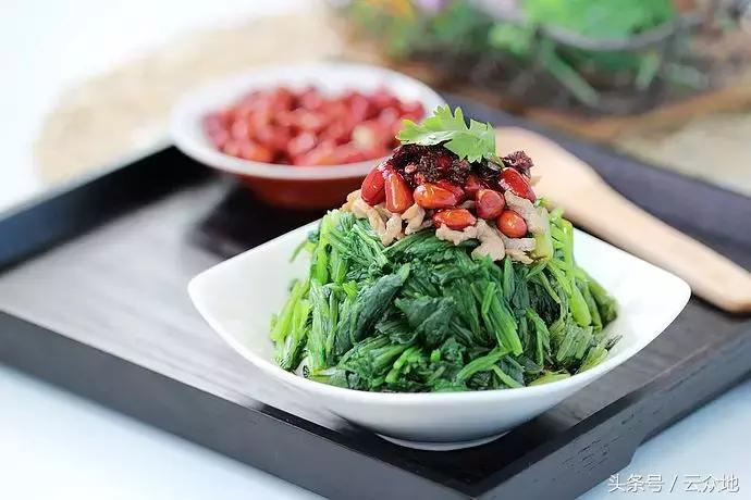 菠菜长白点怎么回事,菠菜长黑斑用什么药