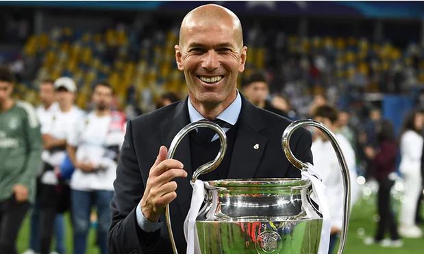 皇马内战外行,皇马三连冠为什么联赛踢不过巴萨