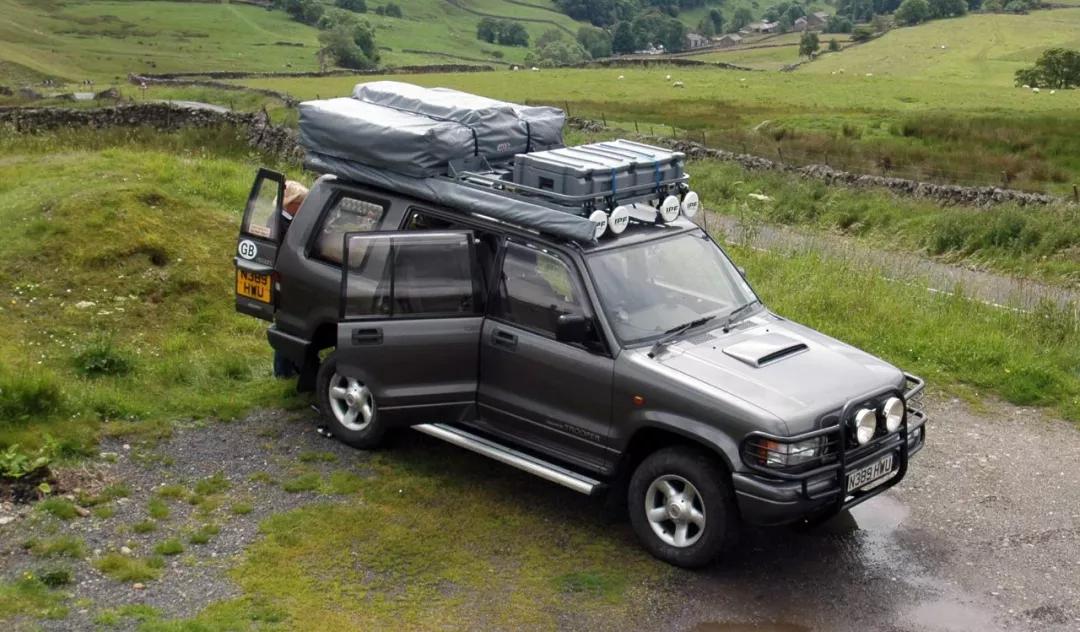 有些车活着，它已经死了，有的车死了，就再也见不着了