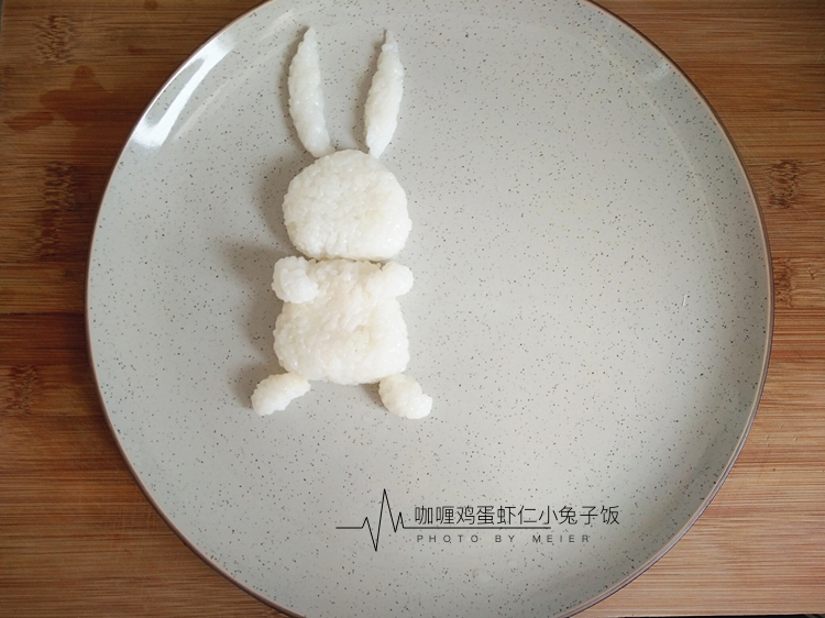 六一儿童节，陪孩子做一个卡通饭团，这是孩子最好的礼物和回忆