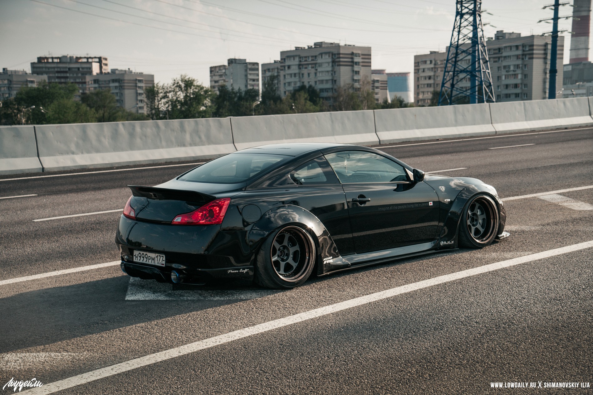 英菲尼迪g37小改,英菲尼迪g37升级高清屏幕