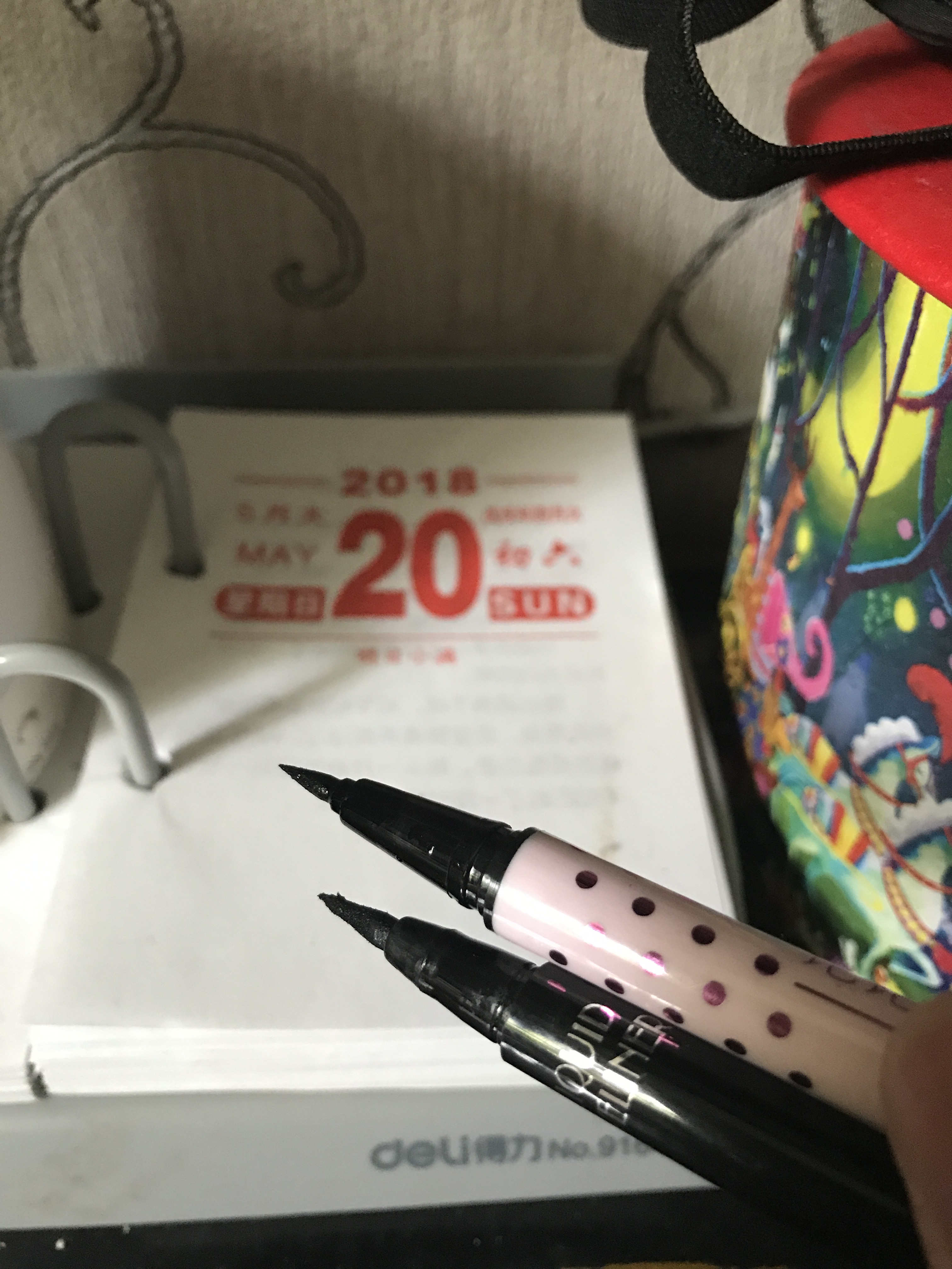 眼线笔干了如何恢复出水,眼线笔变干了怎么办才能恢复原样