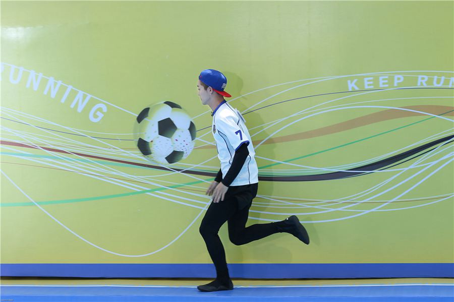 奔跑吧兄弟鹿晗和100人比赛,奔跑吧鹿晗搭档