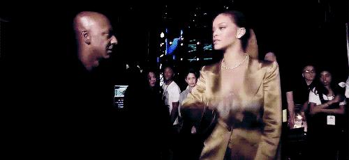 创造101王菊踢馆表演,创造101王菊倪秋云