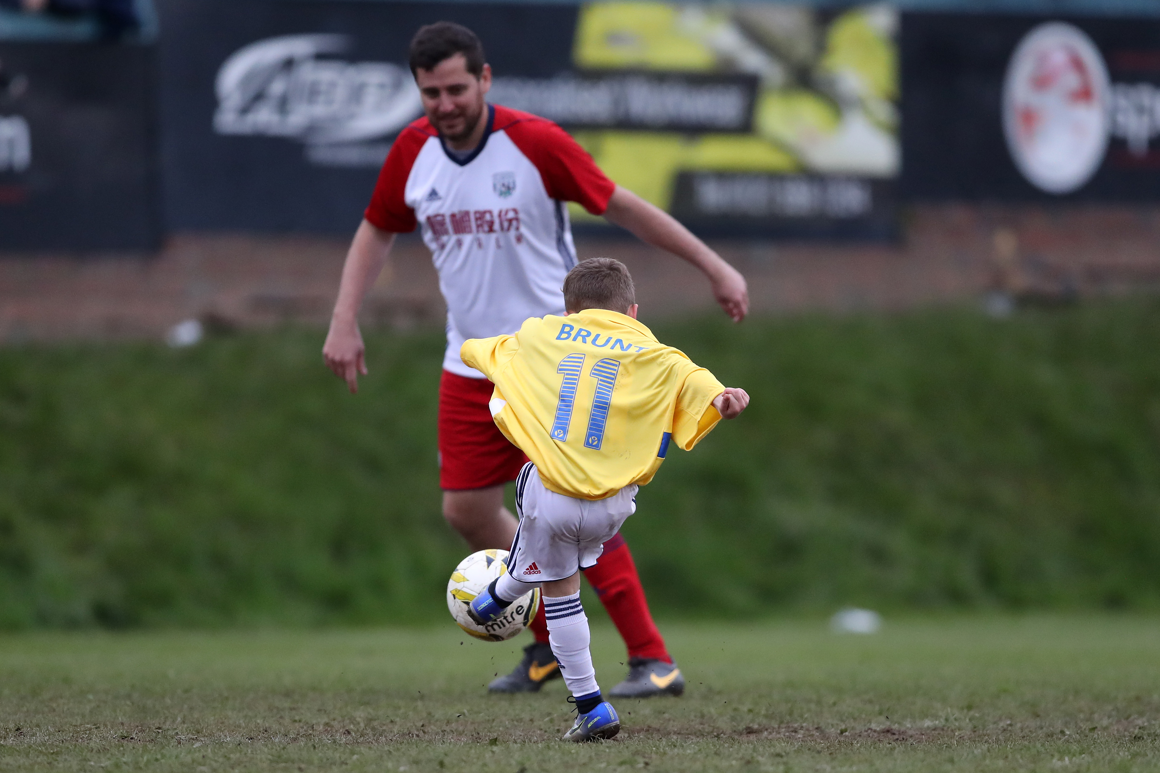 怎样恢复孩童的当下状态,成年人变回小孩的两种最快的方式