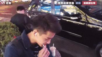 认识5分钟就壁咚亲亲……偶像剧编剧们学习一下这个街头配对节目！