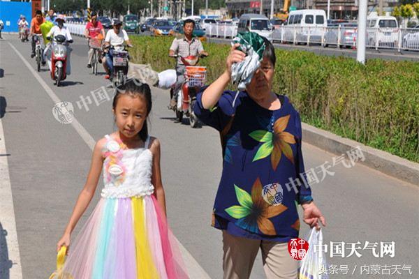 内蒙古现零下40多度极寒天气,内蒙古多地迎寒潮今明仍有降水