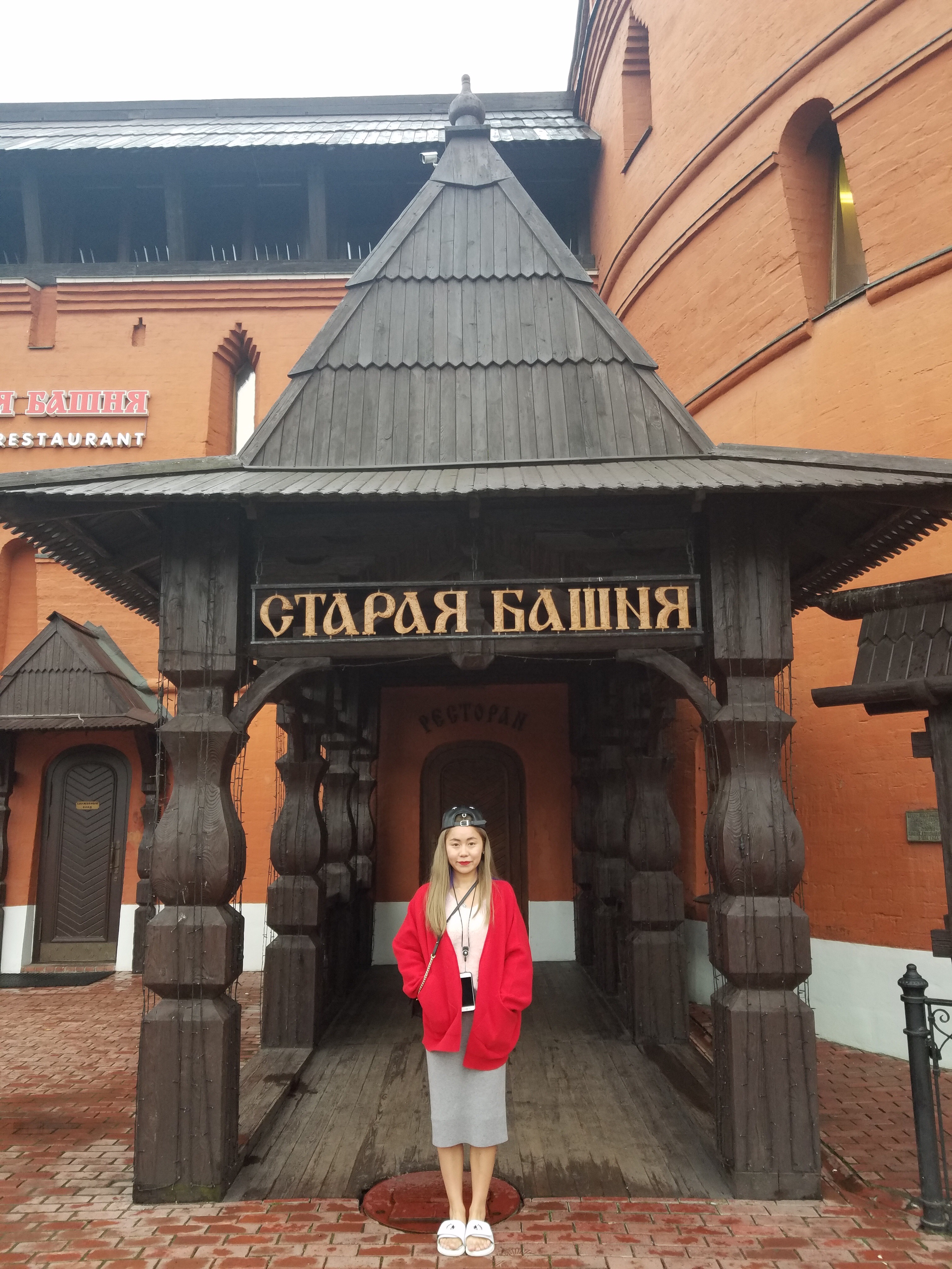 她在127小时的K3火车上拍婚纱照,看了三个国家的风景