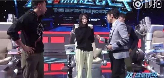 郑爽综艺发飙离场罢录！霸气回应：我就这样！撒贝宁张一山遭吐槽