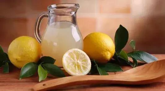 开车犯困用什么东西最有效果,开车犯困常备这几样