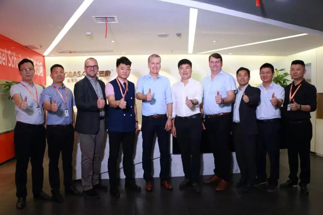 对话国际尖端丨国际权威涂料品牌舒尔茨与东巴象家装开启美好未来