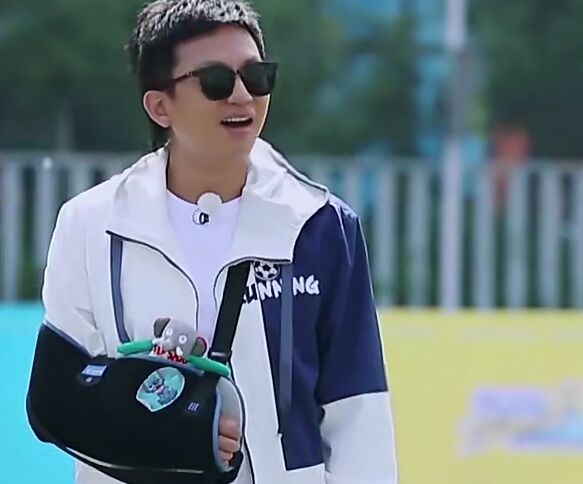 邓超与世界冠军打球,邓超菲戈