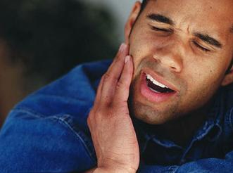 经常上火牙龈肿痛怎么办快速消肿,上火牙龈肿痛吃什么消炎药见效快