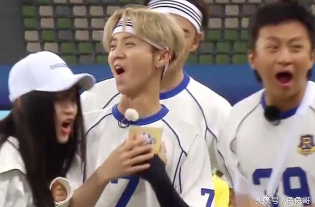 奔跑吧兄弟鹿晗神童,奔跑吧鹿晗被关晓彤吸引