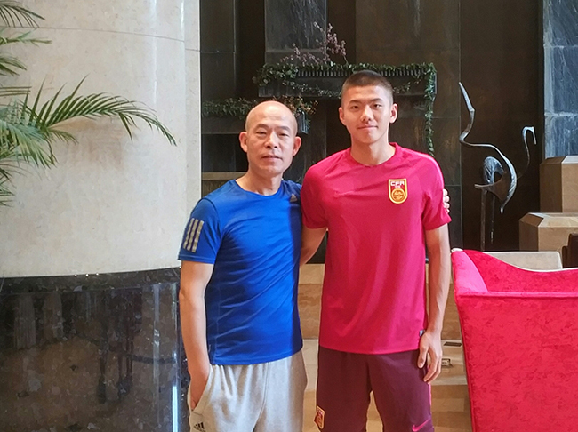 南充籍足球员周潇,周潇马竞