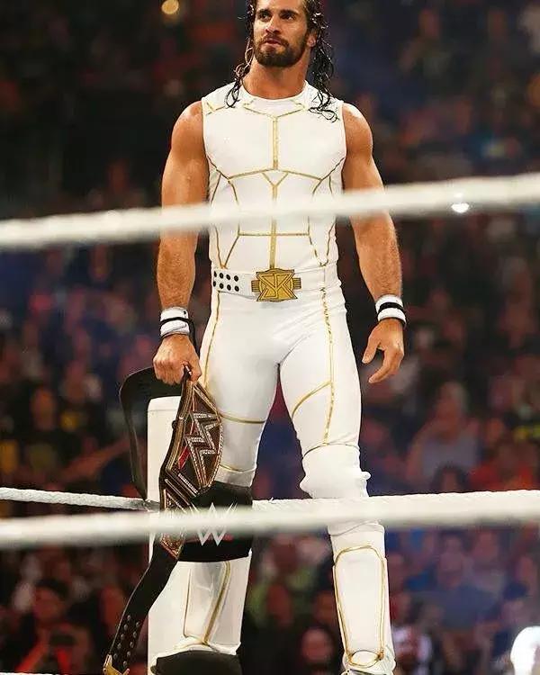 wwe最帅服装,罗曼雷恩斯不穿防弹衣