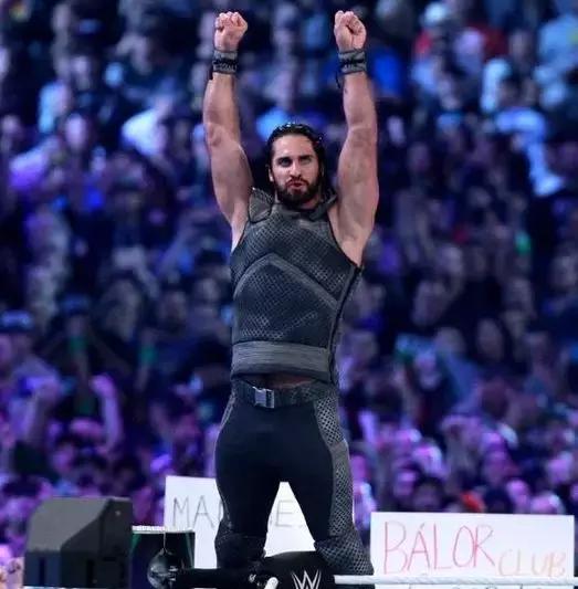 wwe罗曼雷恩斯的防弹衣,wwe美国职业摔角罗曼穿短袖