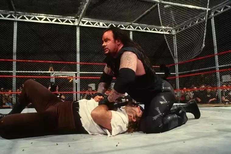 wwe罗曼雷恩斯的防弹衣,防弹衣罗曼雷恩斯照片