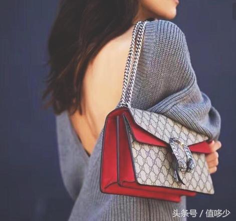 包包肩带太短孔太小,包包肩带太长不损伤皮质